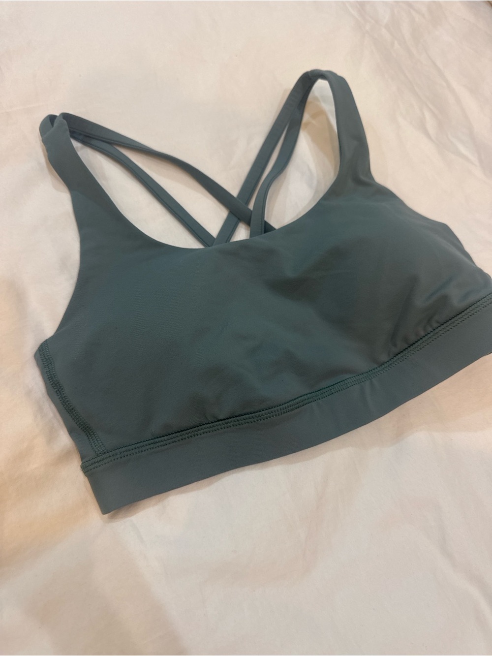 lululemon energy sports bra (size 4)